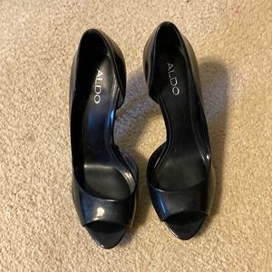 Women’s size 7.5 black open toe heels
